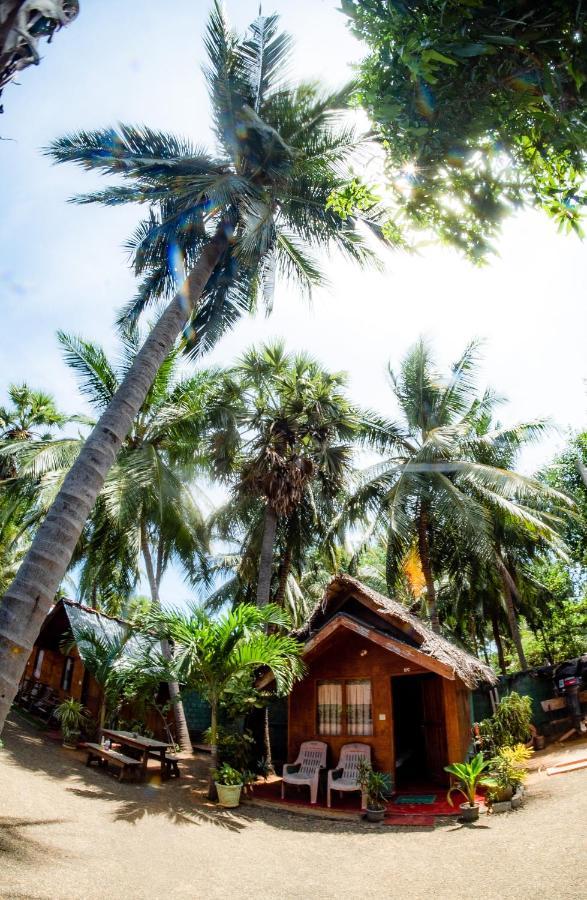 Blue Ocean Cabana Hotel Trincomalee Exterior photo